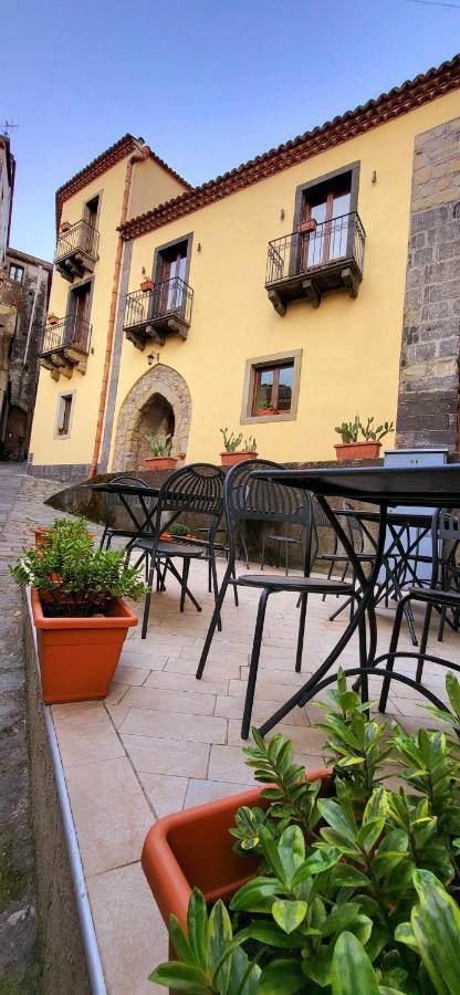 Hotel Federico II Castiglione De Sicilia Extérieur photo
