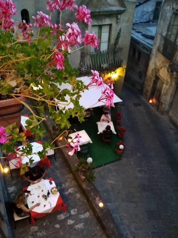Hotel Federico II Castiglione De Sicilia Extérieur photo