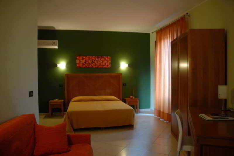 Hotel Federico II Castiglione De Sicilia Extérieur photo